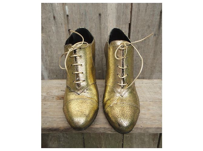 Botas Max Mara de cuero dorado talla 39 - vista 2