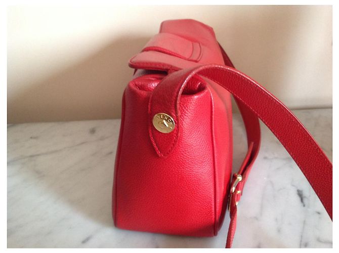 Borsa a tracolla Givenchy Obsedia in pelle martellata rossa Rosso - vista 6