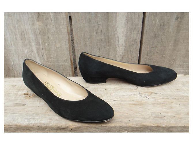 Décolleté vintage Salvatore Ferragamo p 35,5 Nero - vista 4