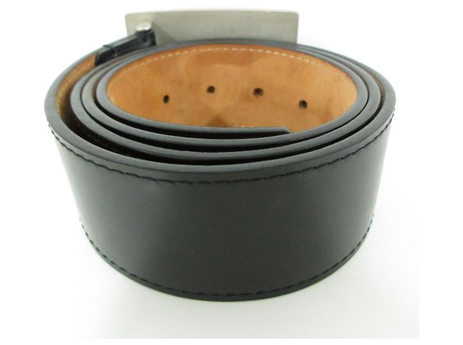 Louis Vuitton Belt Black - view 2