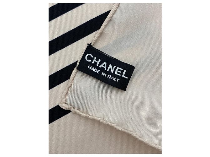 Cambon CHANEL Maxi-Schal 2021 Ecru Schwarz Beige Aus weiß - Ansicht 10