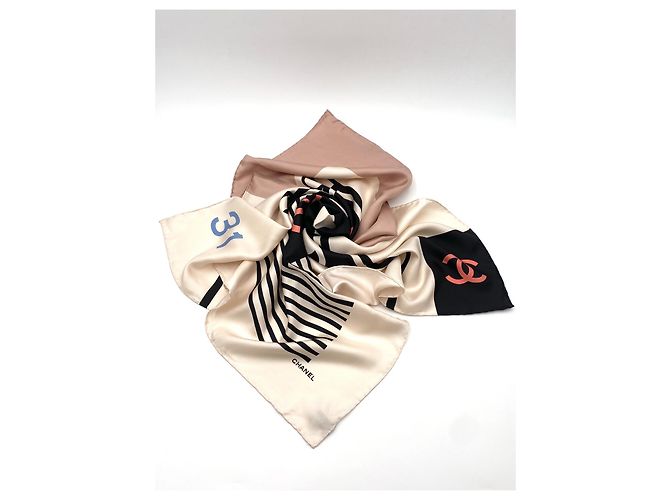 Cambon CHANEL Maxi-Schal 2021 Ecru Schwarz Beige Aus weiß - Ansicht 2