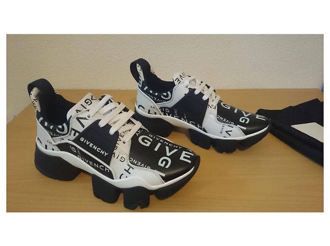 Scarpe da ginnastica Givenchy Jaw, Size 39,5 - vista 2