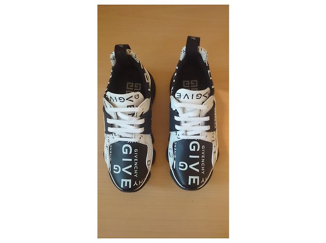 Scarpe da ginnastica Givenchy Jaw, Size 39,5 - vista 3