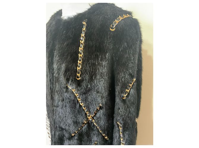 Moschino Felljacke Schwarz mit Lederdetails und Kette - Ansicht 4