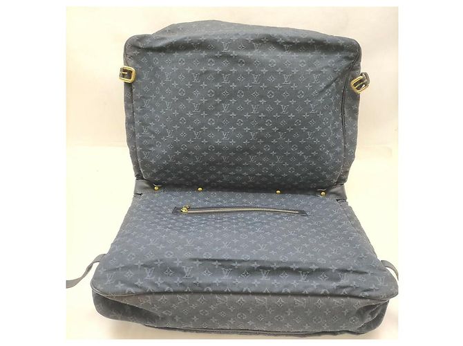 Louis Vuitton Sac à langer bleu marine Monogram Mini Lin Denise - vue 11