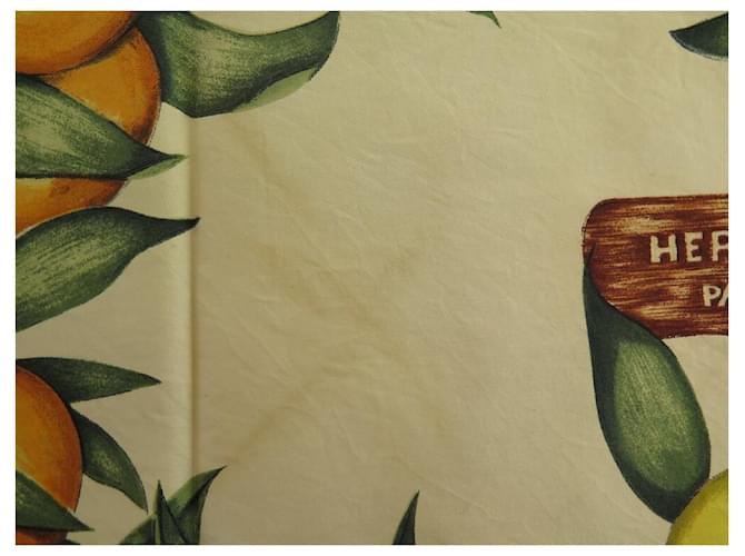 Hermès SCIARPA VINTAGE HERMES LIMONI E ARANCE DAWLAT SQUARE 90 Sciarpa seta Beige - vista 10