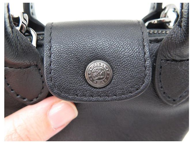 NUOVA MINI BORSA A MANO LONGCHAMP LE PLIAGE ATTRAVERSO XS BANDOULIERE IN PELLE NERA - vista 6