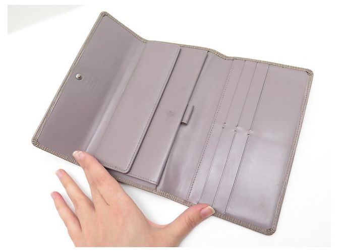 CARTERA INTERNACIONAL LOUIS VUITTON DE PIEL EPI CARTERA CARTERA Gris pardo - view 9