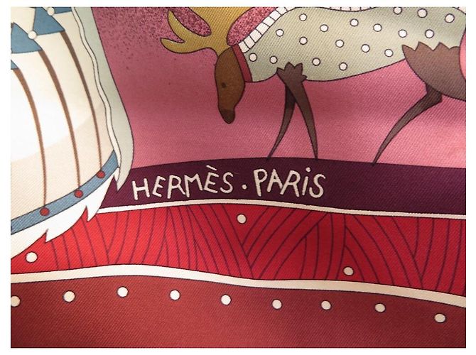 Aline Hermès NUOVA SCIARPA HERMES LA VIE DU GRAND NORD IN SETA BORDEAUX NUOVA SCIARPA IN SETA Bordò - vista 5