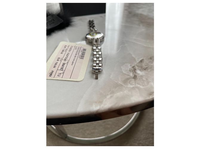 Fendi Uhr aus silberfarbenem Metall - Ansicht 6