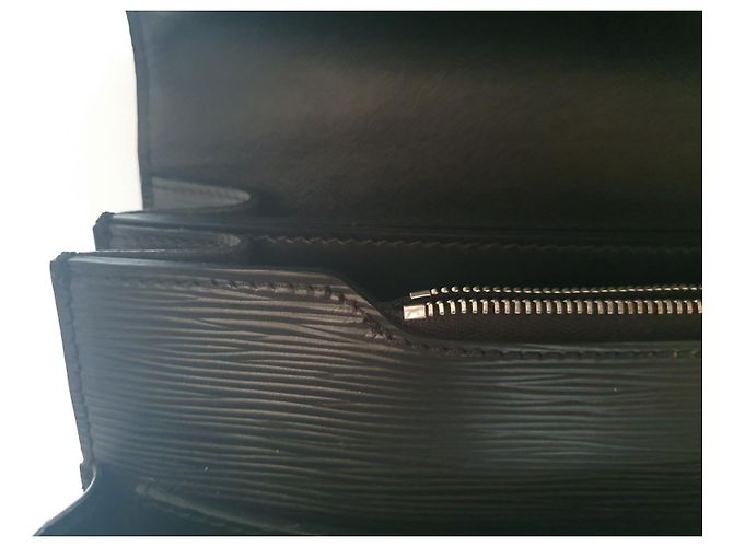 Borsa Louis Vuitton Robusto Nero - vista 10