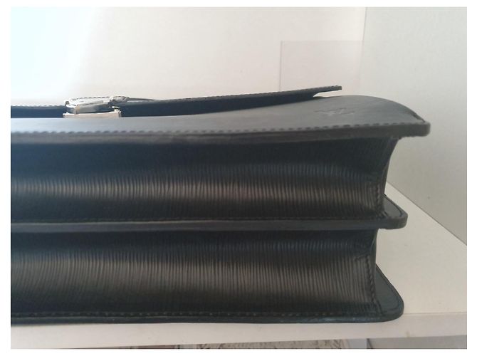 Borsa Louis Vuitton Robusto Nero - vista 12