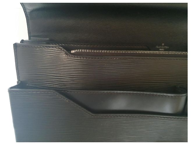 Borsa Louis Vuitton Robusto Nero - vista 6