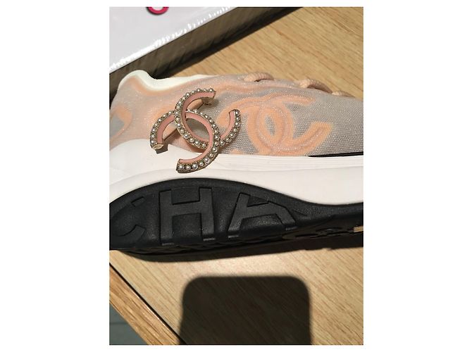 Chanel Scarpe da ginnastica Nero Rosa Bianco - vista 4