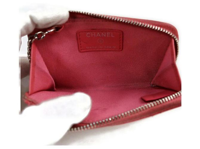 Chanel Schlüsselanhänger aus gestepptem Lammleder in Rosa - Ansicht 10