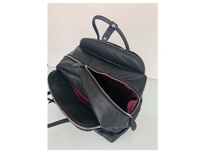 Mala de viagem com rodas Chanel em couro acolchoado preto - vista 12