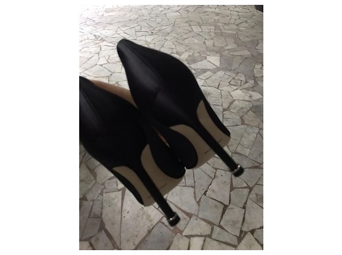 Manolo Blahnik hangisi black  105 mm - vista 4