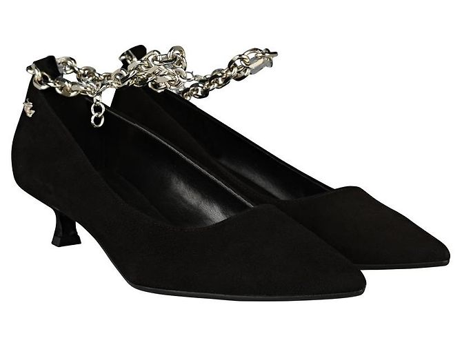 Zapatos de Tacón Karl Lagerfeld Negros de Ante con Cadena Plateada - vista 2