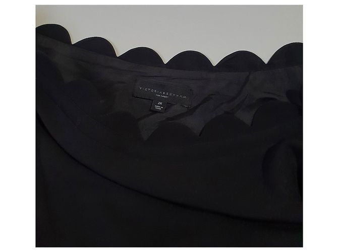 Victoria Beckham x Target Schwarzes One Shoulder Kleid mit Rüschen - Ansicht 9
