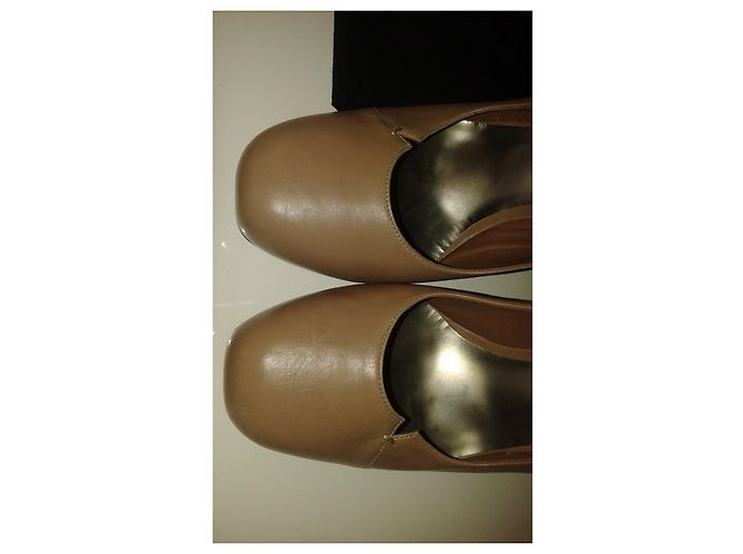 Barbara Bui Beige Leather Pumps 13 cm Heels Size 41 - view 3