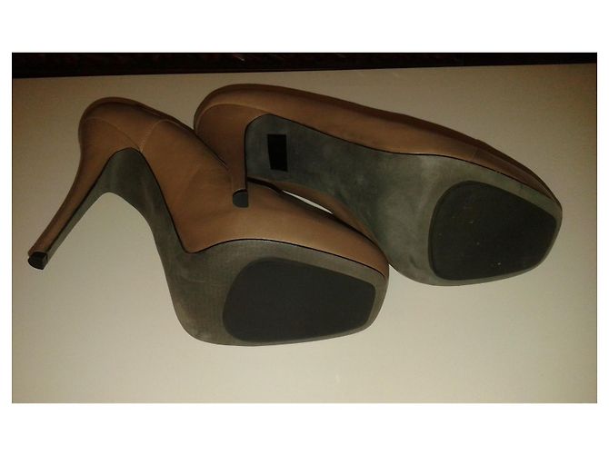 Barbara Bui Beige Leather Pumps 13 cm Heels Size 41 - view 6
