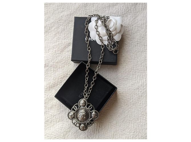 Collana Chanel Gripoix CC Rutenio B18 UN Nero - vista 11