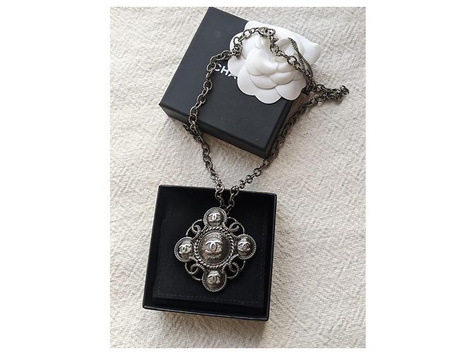 Collana Chanel Gripoix CC Rutenio B18 UN Nero - vista 13
