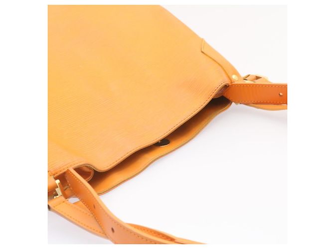 LOUIS VUITTON Epi Mandara MM Schultertasche Mandarin M5889H LV Auth 22738 - Ansicht 8