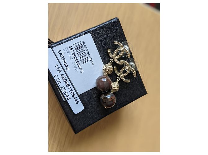 CHANEL B16 Orecchini pendenti con goccia di perle Multicolore - vista 9