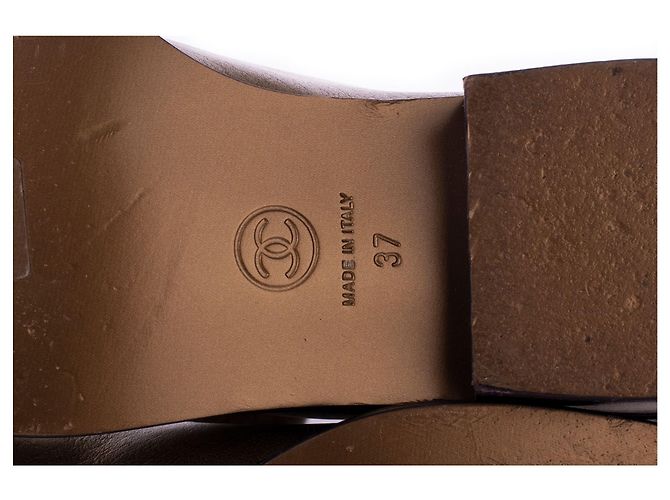 Timeless Chanel Bronze Leather High Riding Boots Metallic - view 6