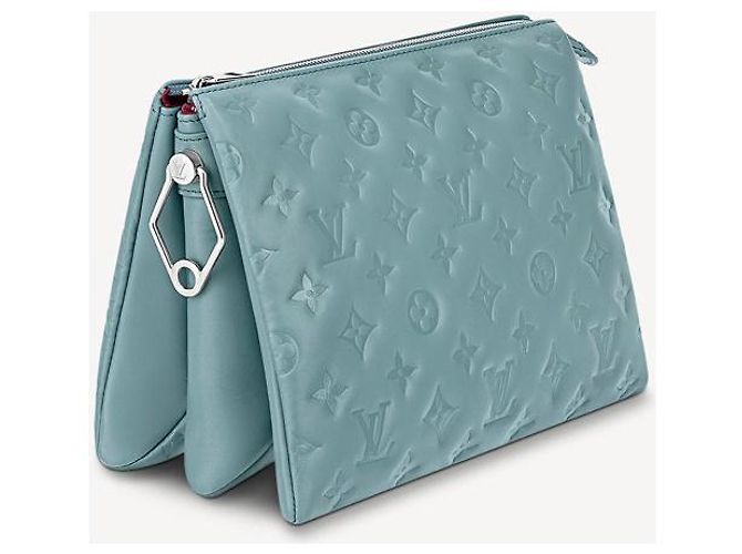 Louis Vuitton LV Coussin PM blu ghiacciaio - vista 3