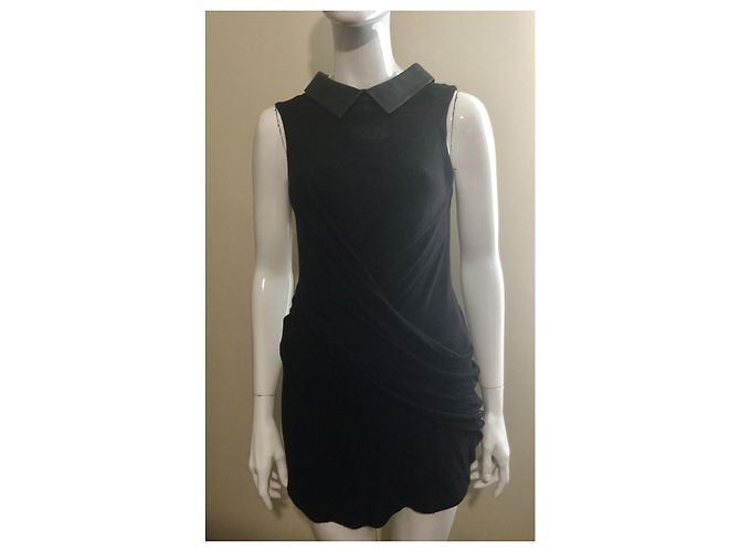 Alexander Wang Schwarzes Kleid mit Lederkragen - Ansicht 2