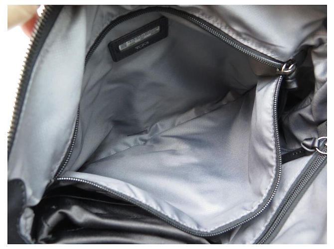 NEUF SAC A MAIN TUMI DEVOE GEM BESACE BANDOULIERE 130458-1041 NOIR BAG - vue 13