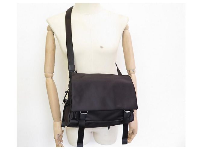 NEUF SAC A MAIN TUMI DEVOE GEM BESACE BANDOULIERE 130458-1041 NOIR BAG - vue 5