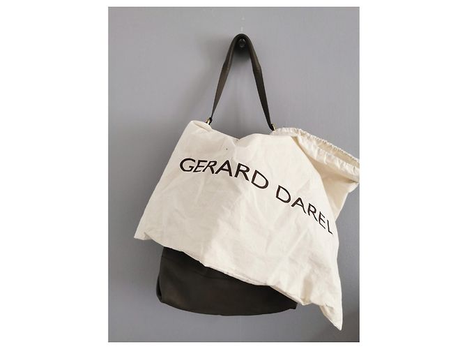 Borsa a mano Gerard Darel in pelle kaki scuro Cachi Marrone scuro - vista 15