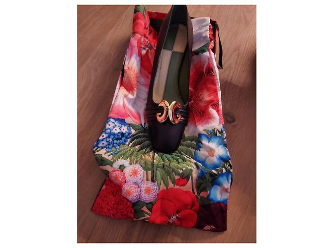 Marmont Décolleté Gucci in pelle nera 38 Nero - vista 4