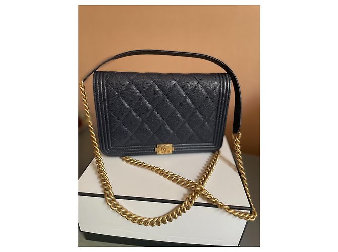 Chanel Wallet on Chain in pelle blu navy - vista 3