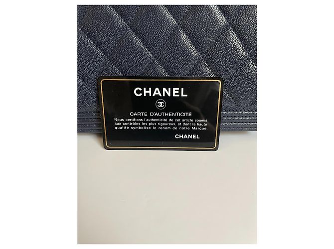 Chanel Wallet on Chain in pelle blu navy - vista 4