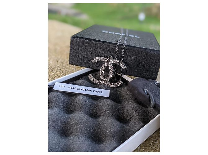 Chanel CC B12P Collana camelia rutenio Nero - vista 11