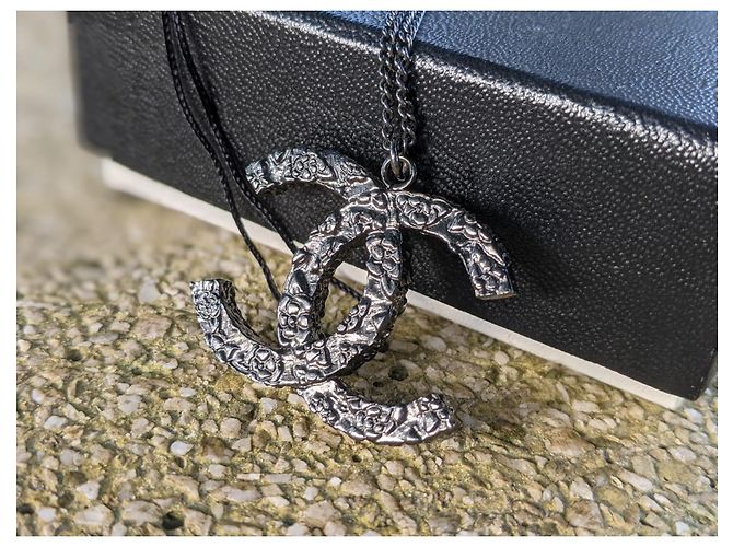 Chanel CC B12P Collana camelia rutenio Nero - vista 8