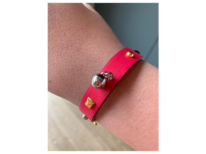 Pulseira Hermès Mini Dog em couro rosa - vista 3