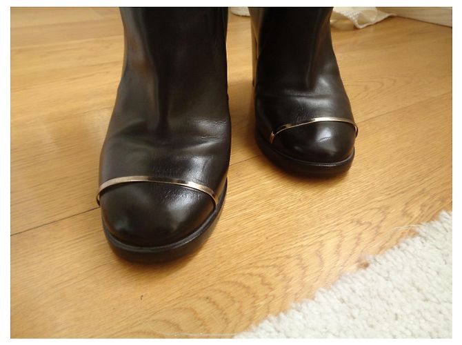 Botas Chanel de piel marrón con logo talla 39 Castaño - vista 6