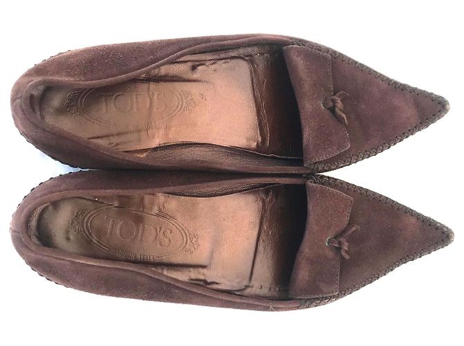 Zapatos Tod's de gamuza marrón con punta Castaño - vista 2