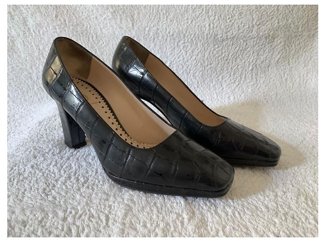 Yves Saint Laurent Décolleté in pelle stampata vintage Nero - vista 3
