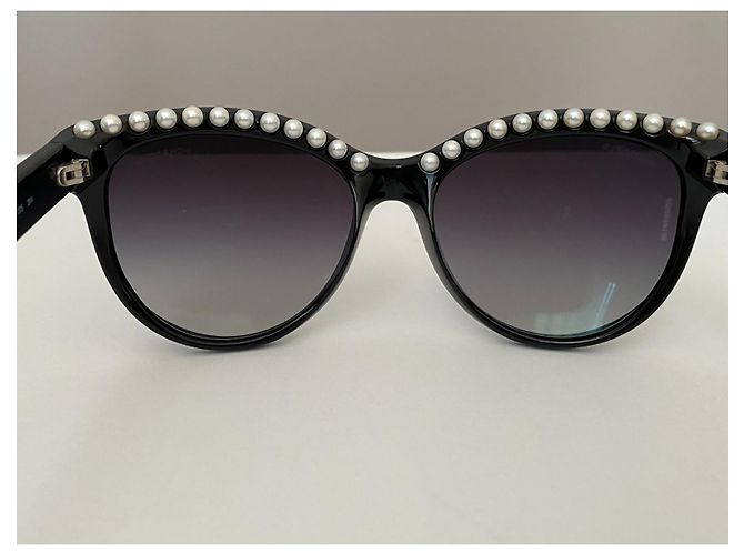 Occhiali da sole Cat-Eye con montatura in acetato nero CHANEL con perle coltivate. - vista 9