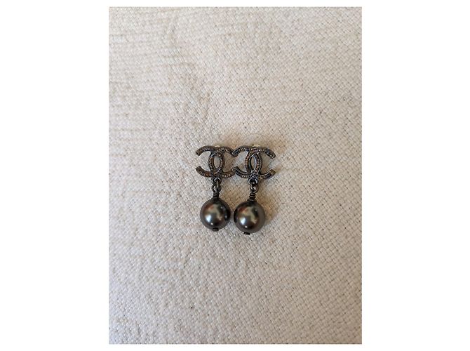 CHANEL A15P Orecchini di perle grigie tweed Grigio antracite - vista 4