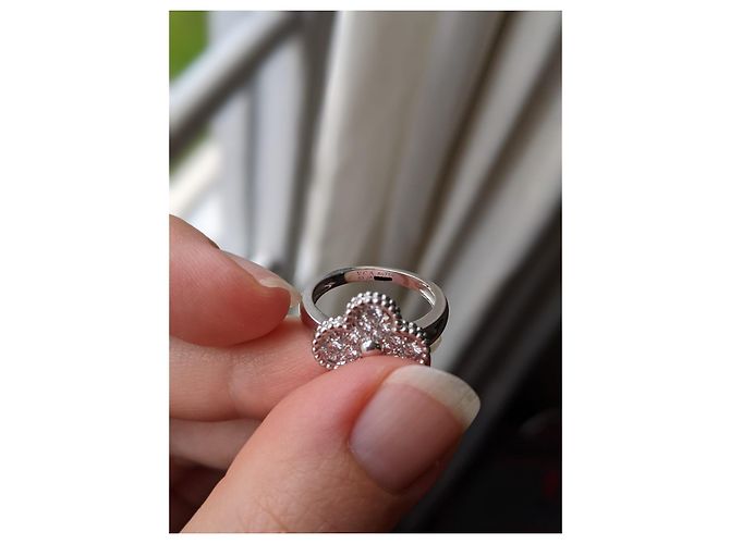 Van Cleef & Arpels Van Cleef e Arpels VCA 18k Anello in oro bianco vintage Alhambra con diamanti Argento - vista 10