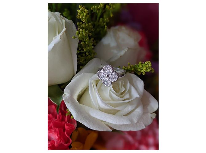 Van Cleef & Arpels Van Cleef e Arpels VCA 18k Anello in oro bianco vintage Alhambra con diamanti Argento - vista 14