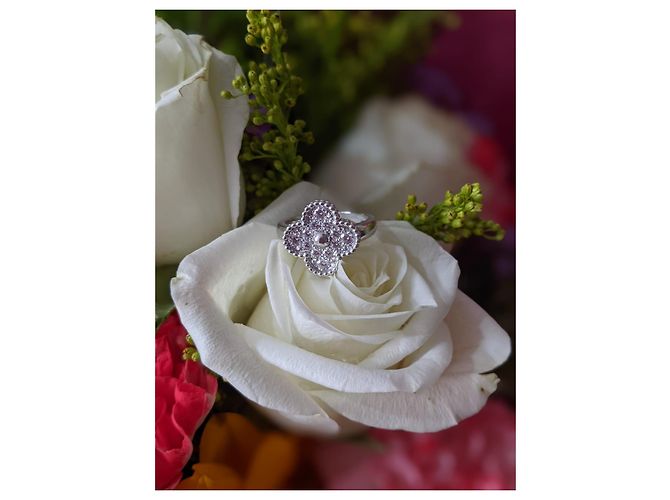 Van Cleef & Arpels Van Cleef e Arpels VCA 18k Anello in oro bianco vintage Alhambra con diamanti Argento - vista 16